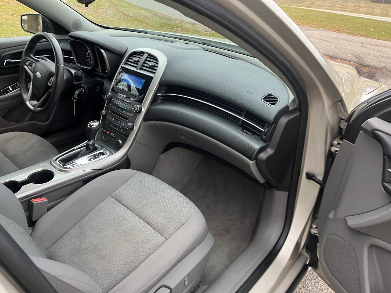 Used 2013 Chevrolet Malibu LS w/ Protection Package image 33