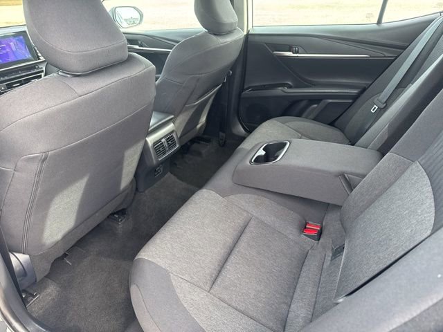 Used 2025 Toyota Camry LE image 17