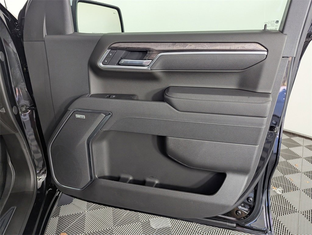 Used 2026 Chevrolet Silverado 1500 LTZ image 30