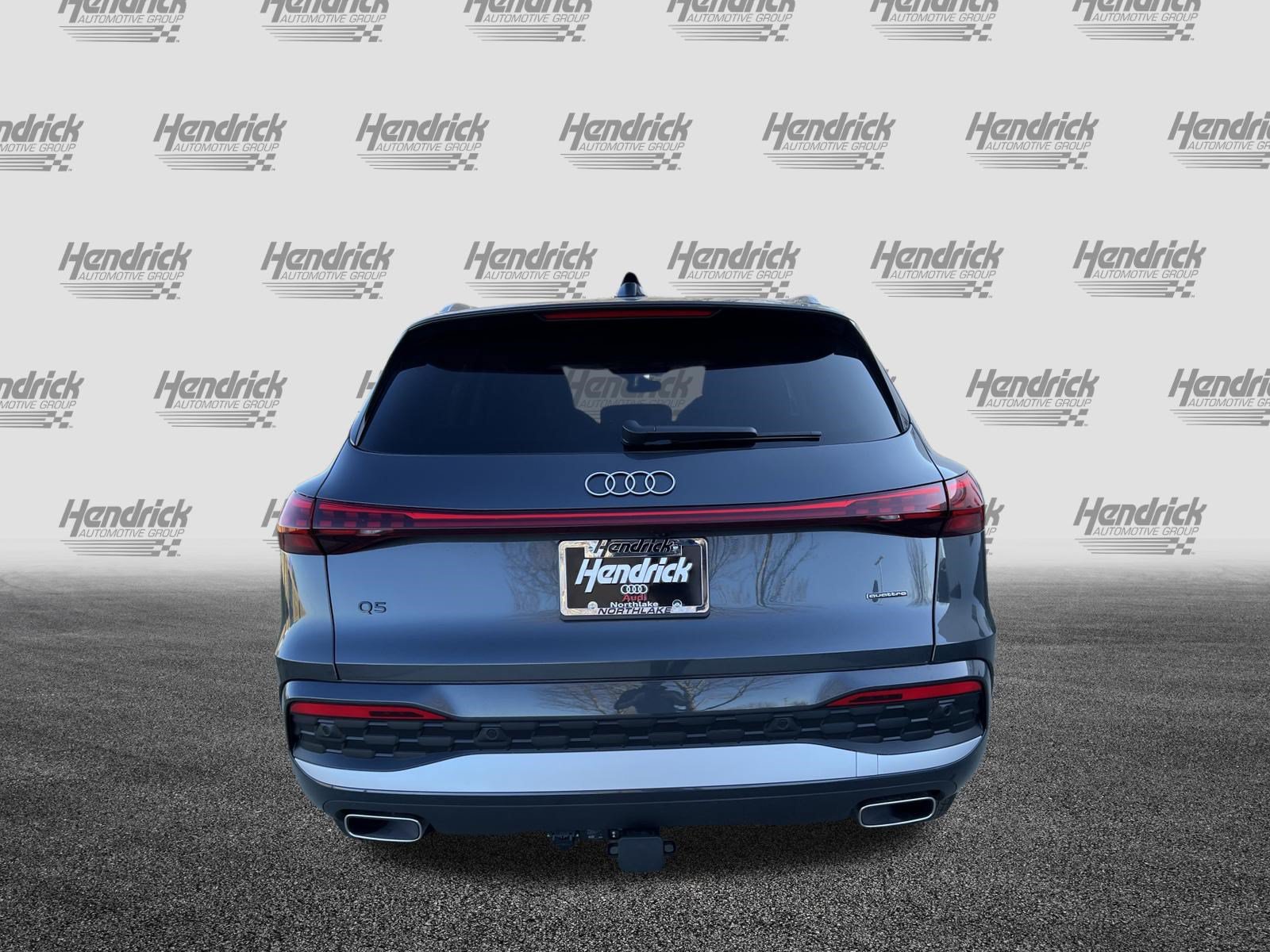 Used 2025 Audi Q5 Premium AWD/4WD image 8