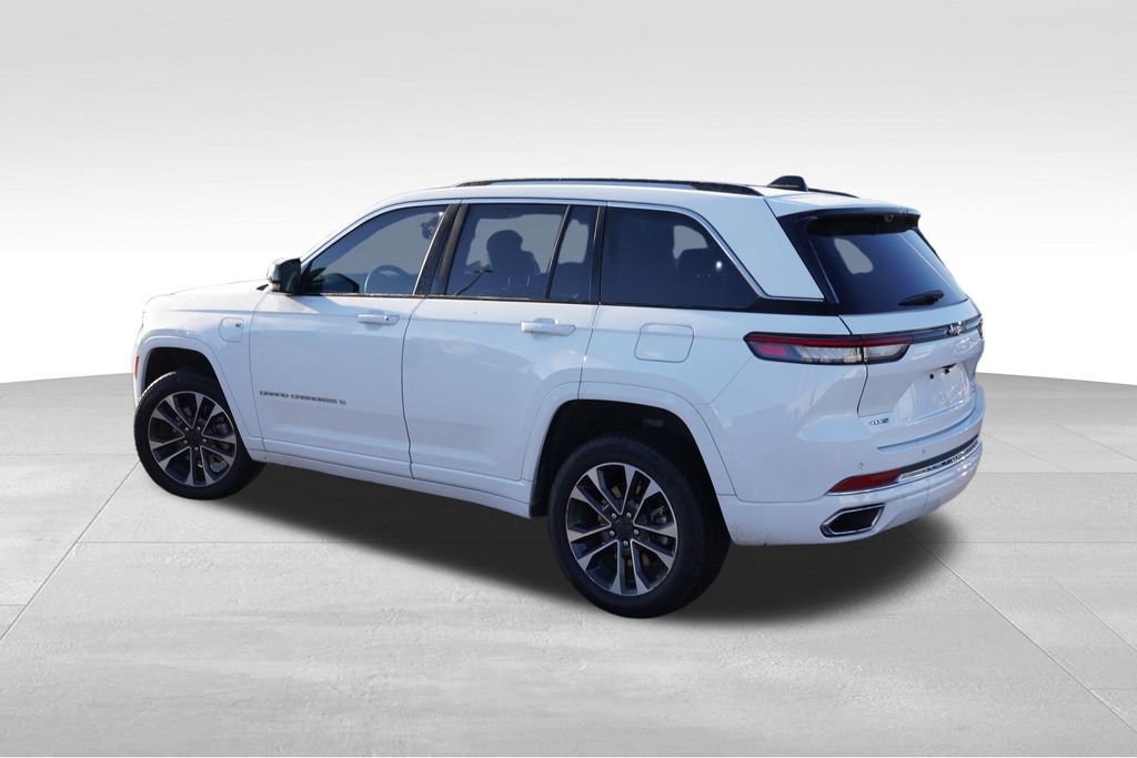 Used 2023 Jeep Grand Cherokee Overland w/ Luxury Tech Group IV image 9