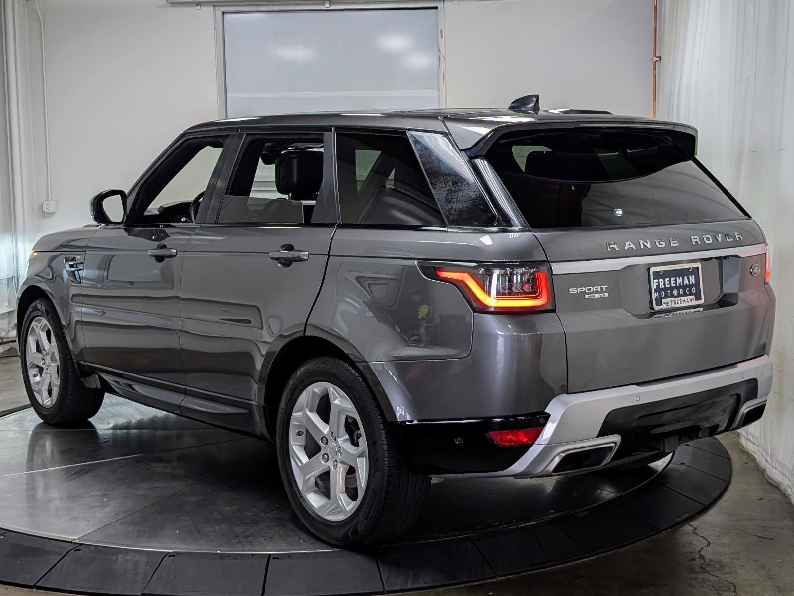 Used 2018 Land Rover Range Rover Sport HSE AWD/4WD image 7
