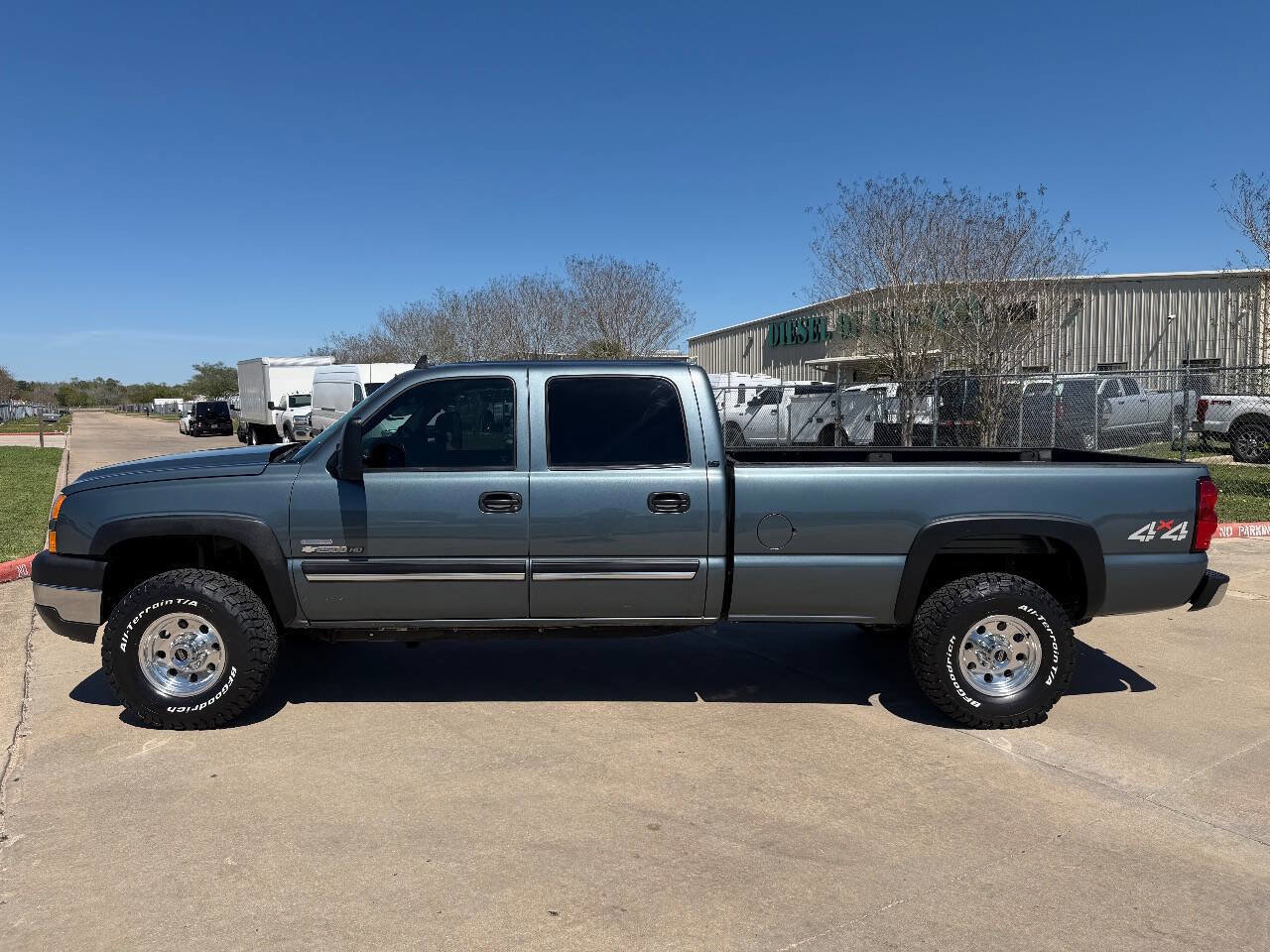 Used 2007 Chevrolet Silverado 2500 LT w/ Heavy-Duty Power Package image 60