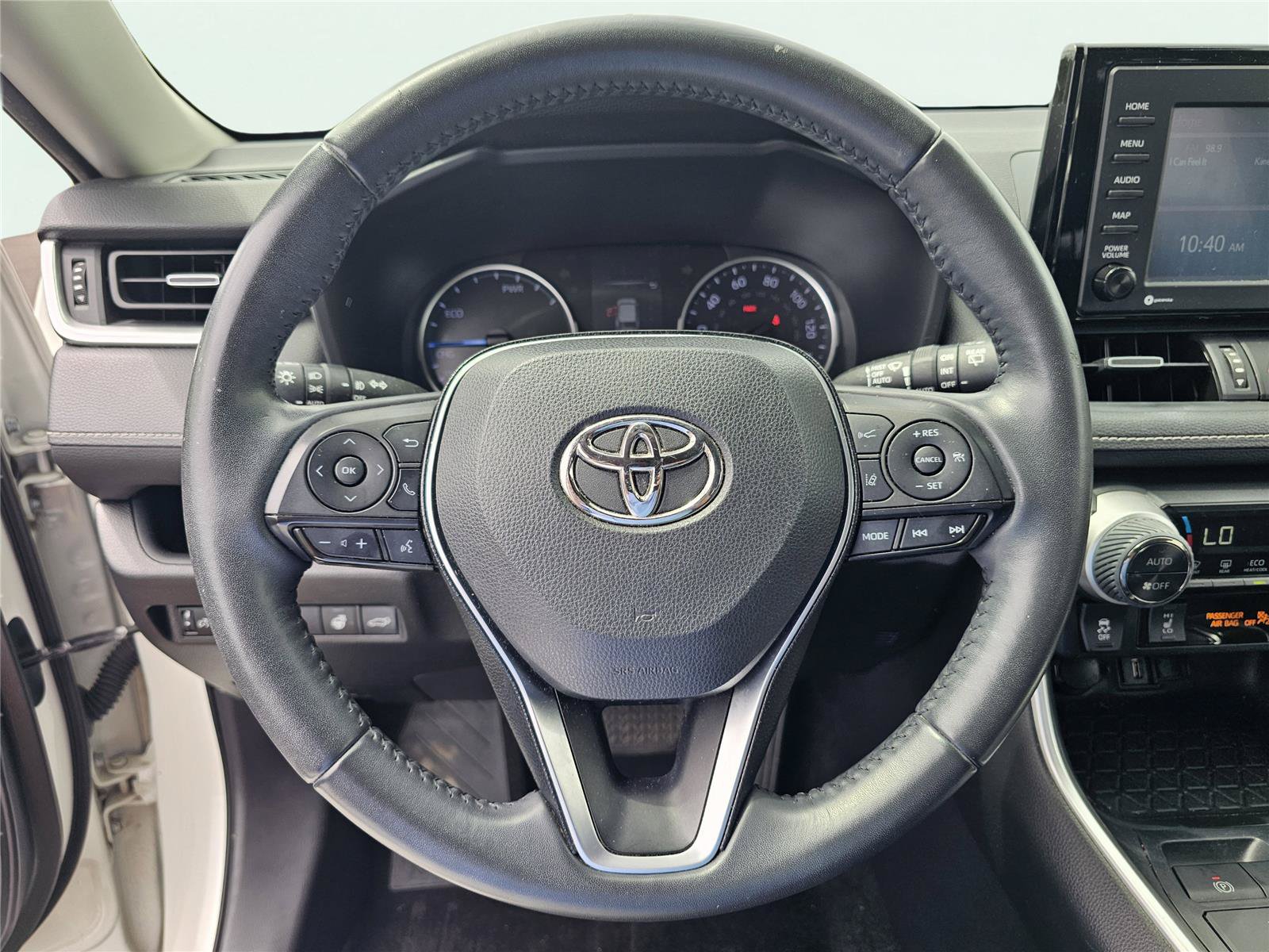 Used 2021 Toyota RAV4 XLE Premium AWD/4WD image 21