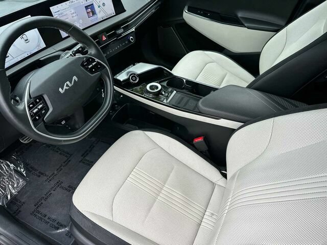 Used 2023 Kia EV6 GT-Line w/ GT-Line White Seat Package AWD/4WD image 10