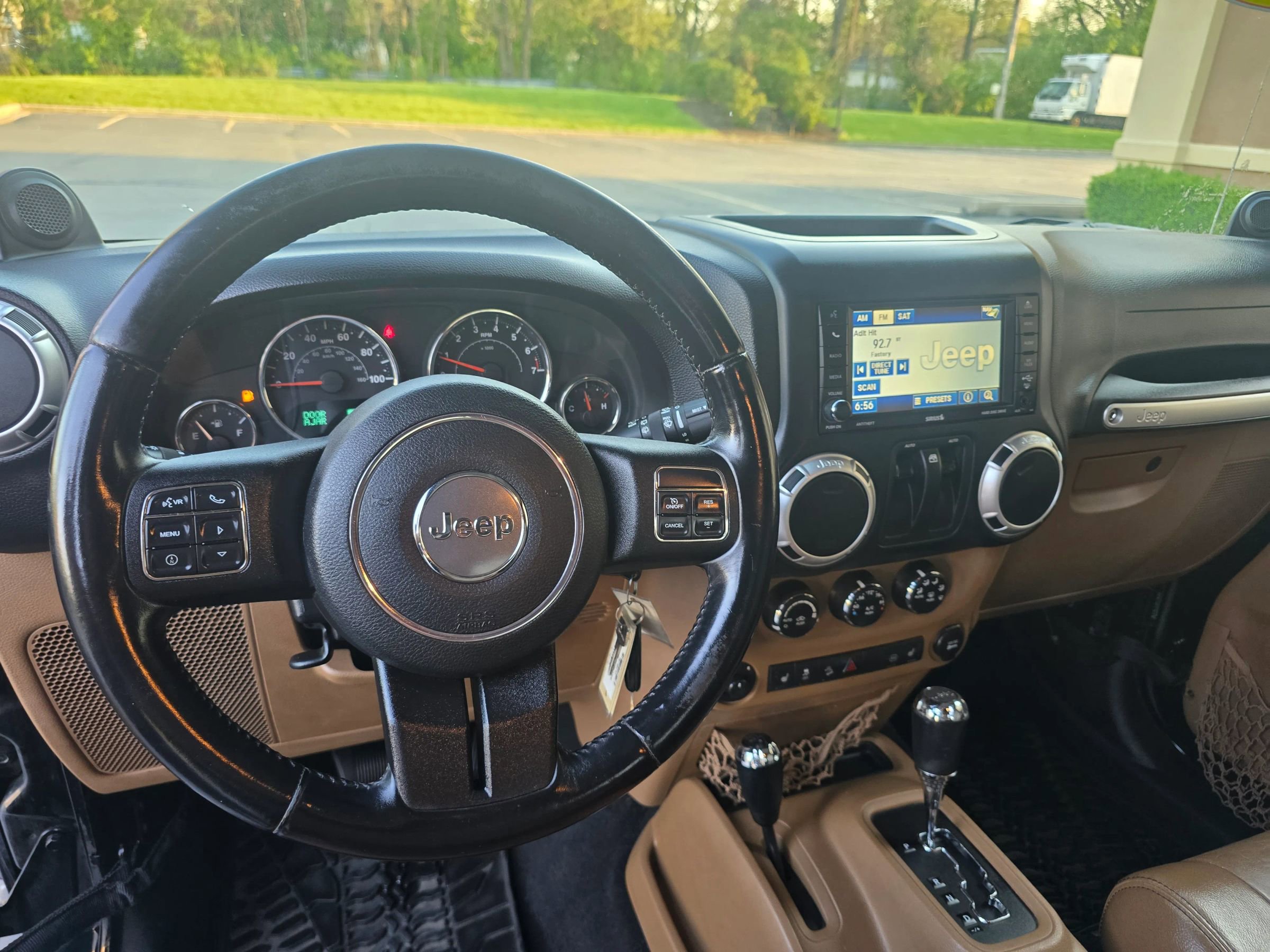 Used 2012 Jeep Wrangler Sahara w/ Connectivity Group AWD/4WD image 20