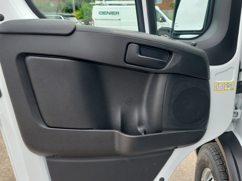 New 2026 RAM ProMaster 2500 w/ Convenience Group FWD image 13