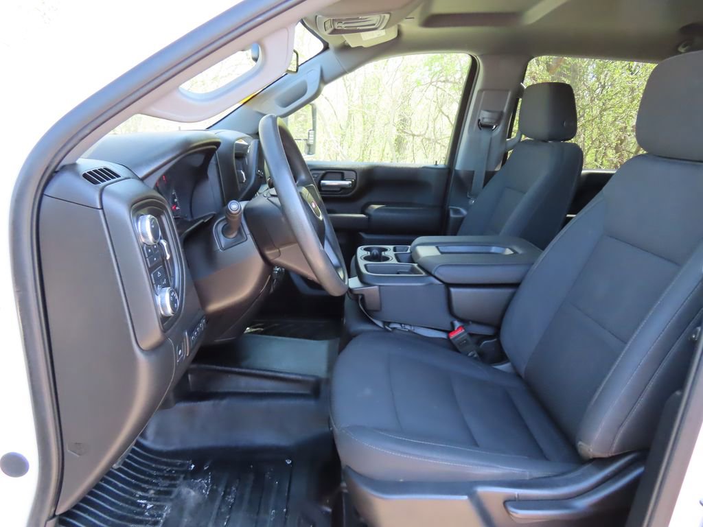 Used 2025 GMC Sierra 3500 Pro AWD/4WD image 18