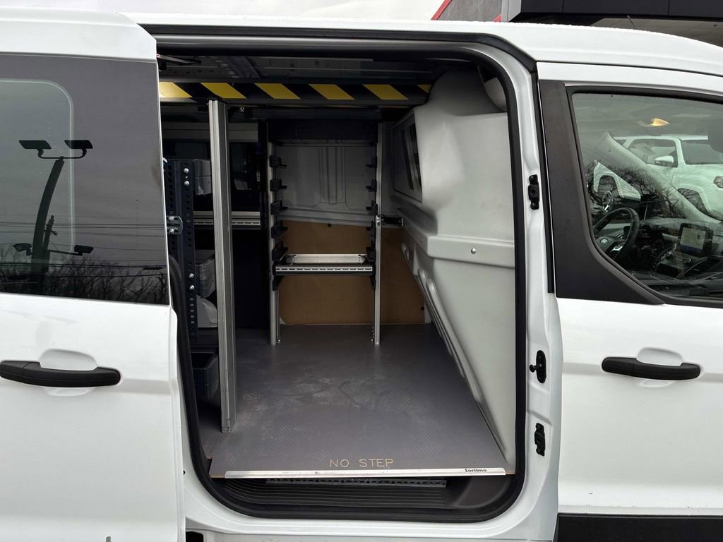 Used 2023 Ford Transit Connect XL image 10