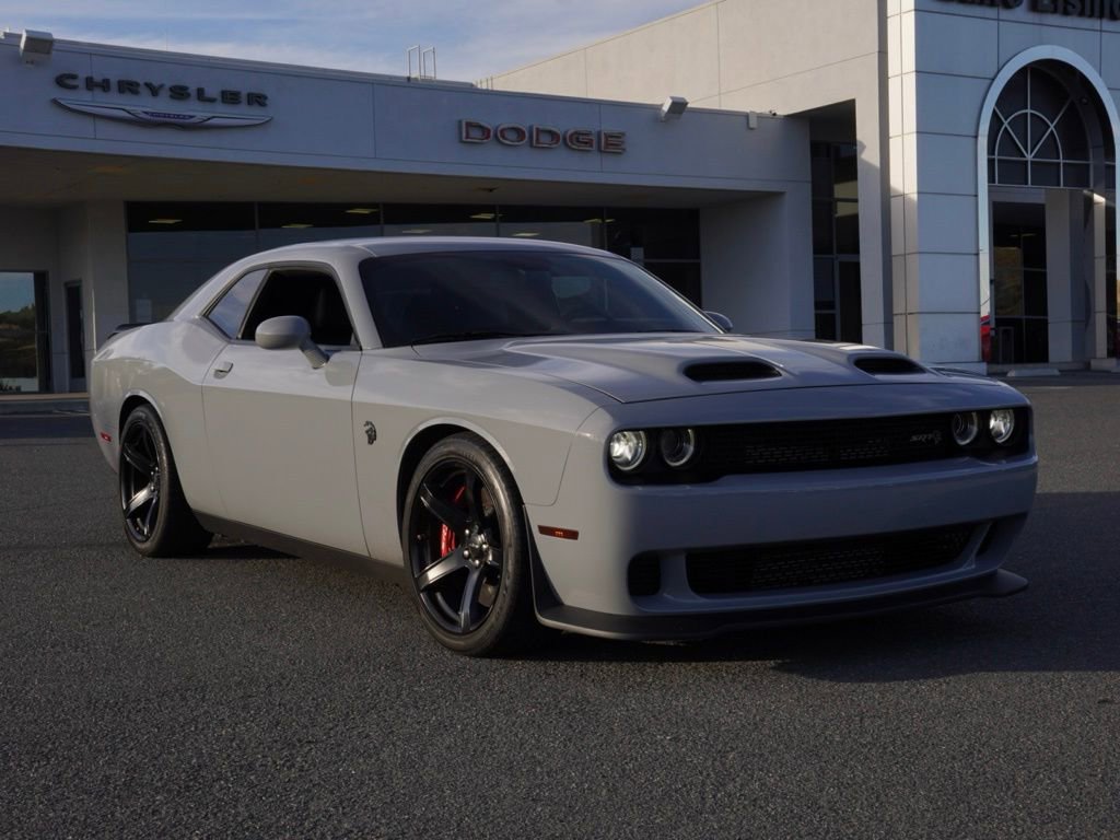 Used 2021 Dodge Challenger SRT Hellcat Redeye image 2