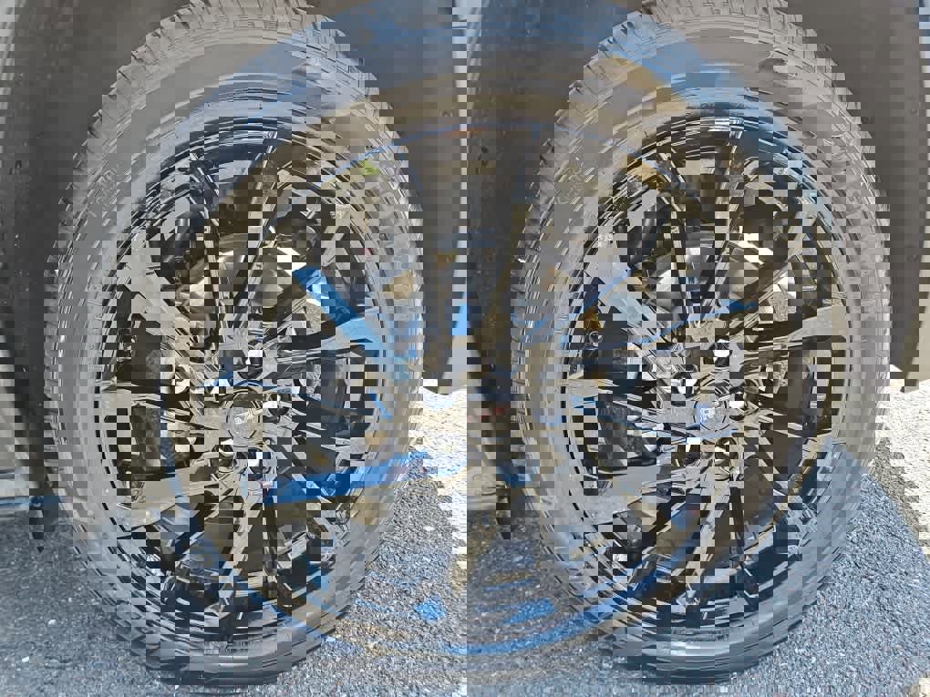 Used 2023 GMC Terrain SLE w/ Driver Convenience Package image 27