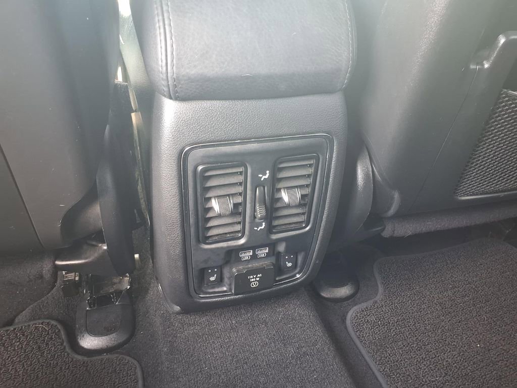 Used 2014 Jeep Grand Cherokee Summit AWD/4WD image 14