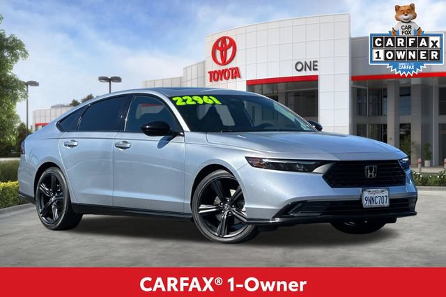 Used 2024 Honda Accord Sport image 2
