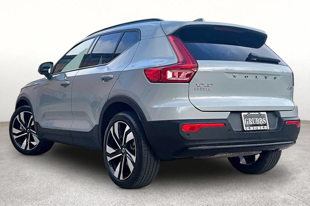 Certified 2026 Volvo XC40 B5 Ultra AWD/4WD image 16