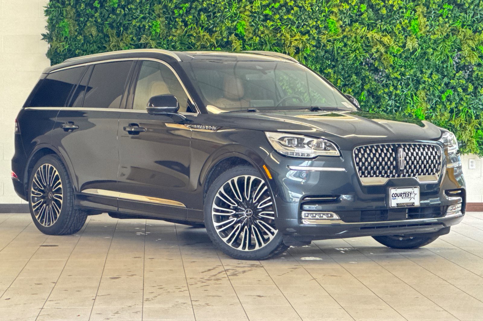 Used 2023 Lincoln Aviator Black Label w/ Dynamic Handling Package