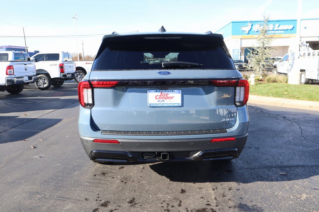 New 2026 Ford Explorer ST-Line w/ ST-Line Street Pack image 24