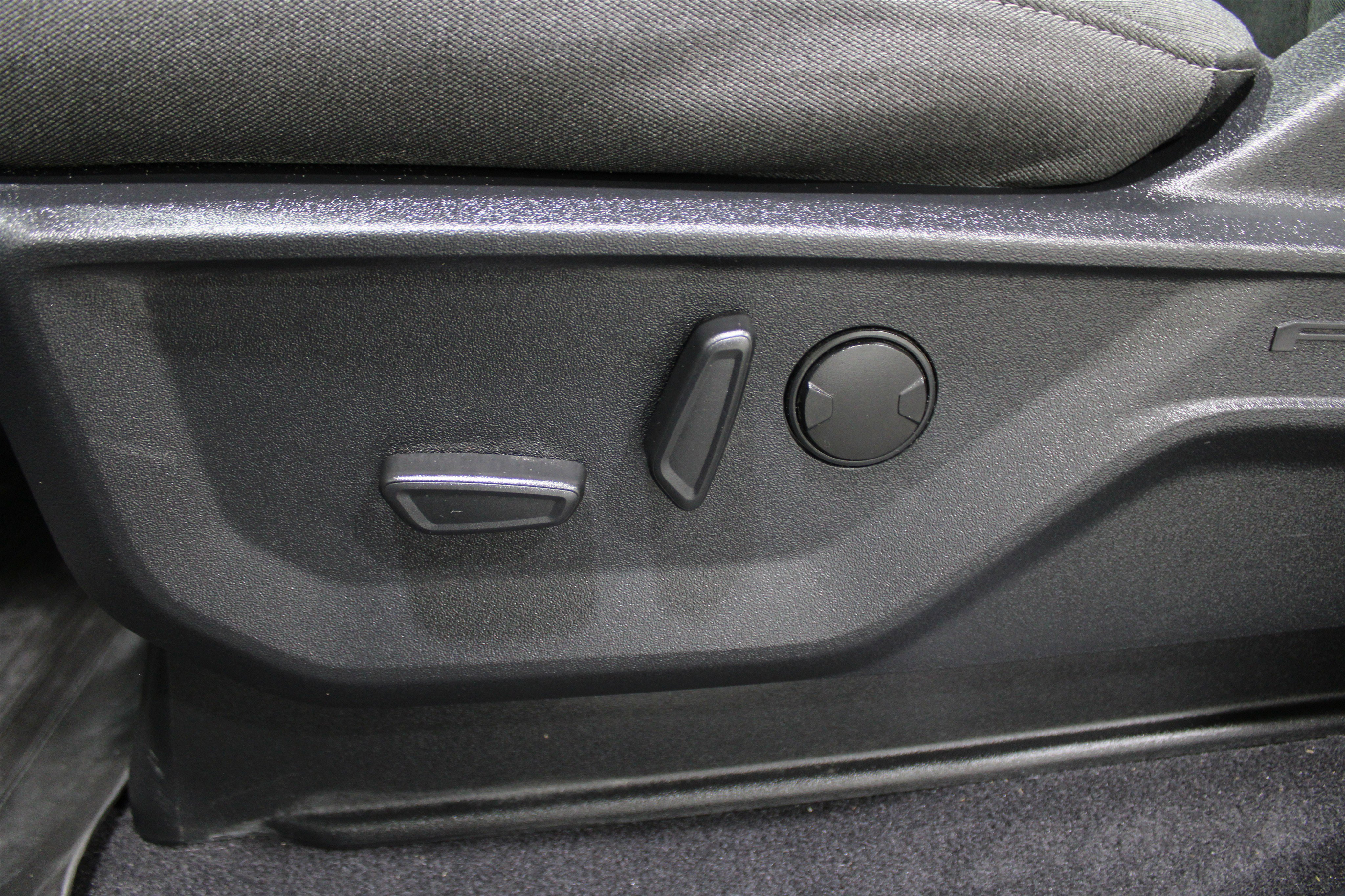 Used 2023 Ford F150 XLT w/ Equipment Group 302A High image 4