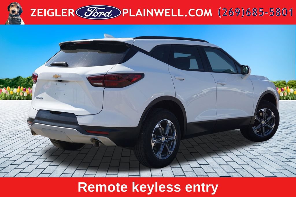 Used 2024 Chevrolet Blazer LT w/ Convenience Package FWD image 5