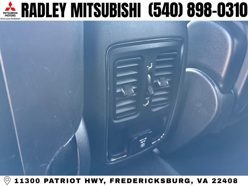 Used 2020 Jeep Grand Cherokee Altitude AWD/4WD image 13