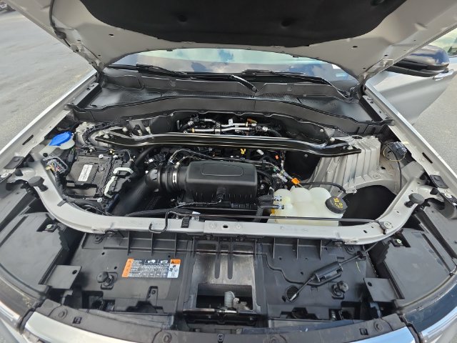 Used 2023 Ford Explorer Limited w/ Equipment Group 301A RWD image 32