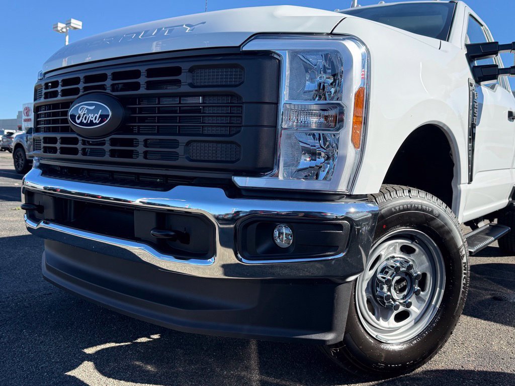 New 2027 Ford F250 XL w/ XL Chrome Package AWD/4WD image 30