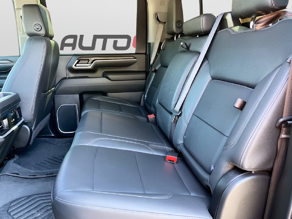 Used 2025 Chevrolet Silverado 2500 LTZ w/ LTZ Plus Package AWD/4WD image 24