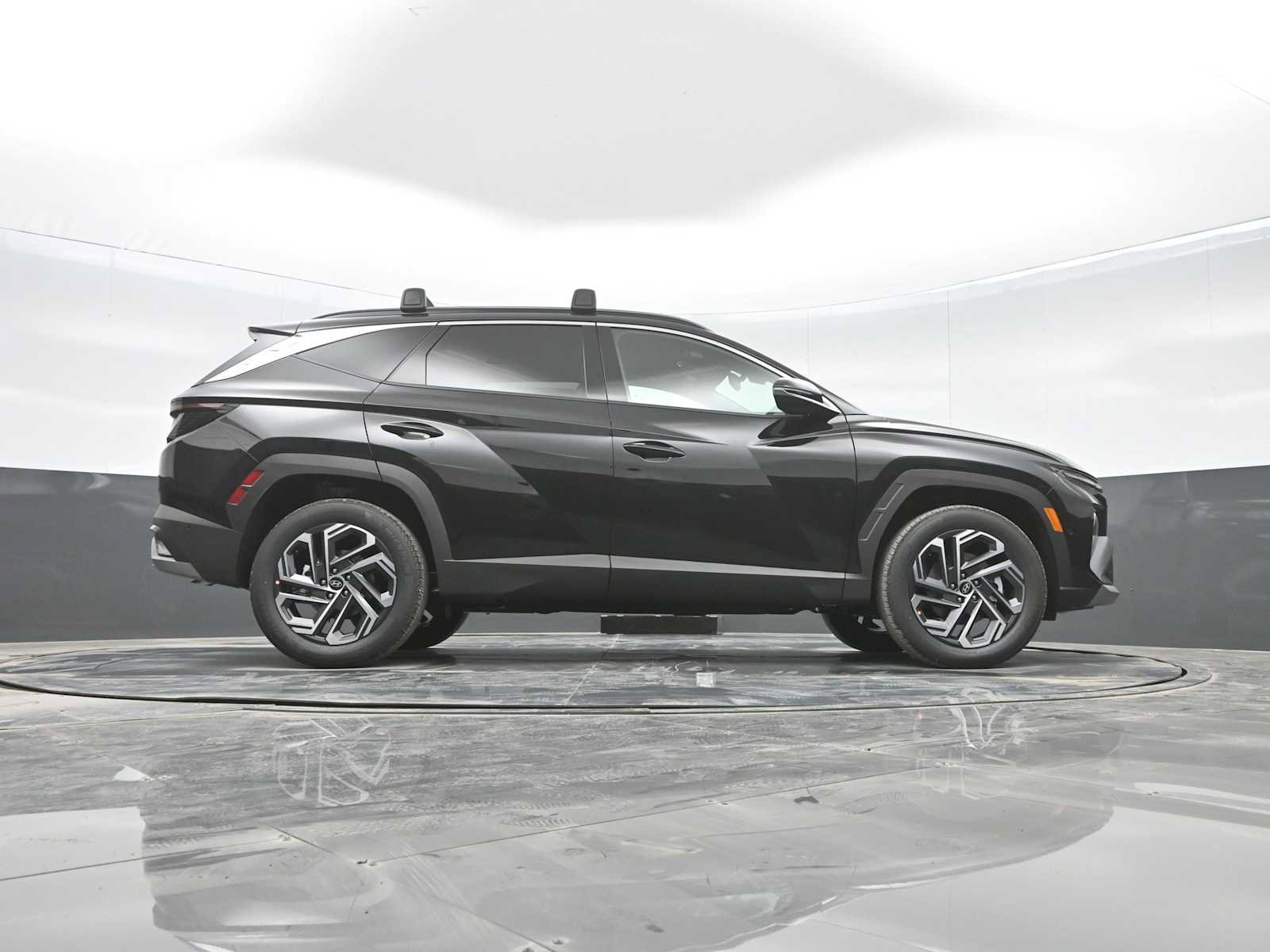 New 2026 Hyundai Tucson Limited image 37