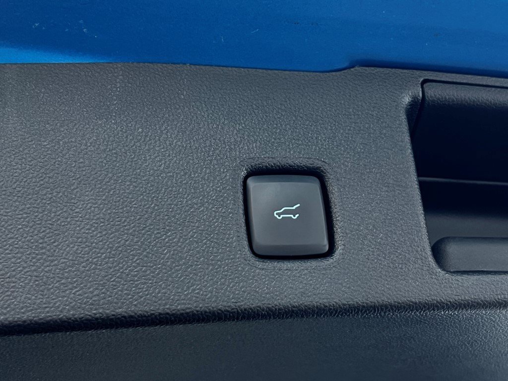 Used 2021 Ford Escape SE w/ Convenience Package image 14