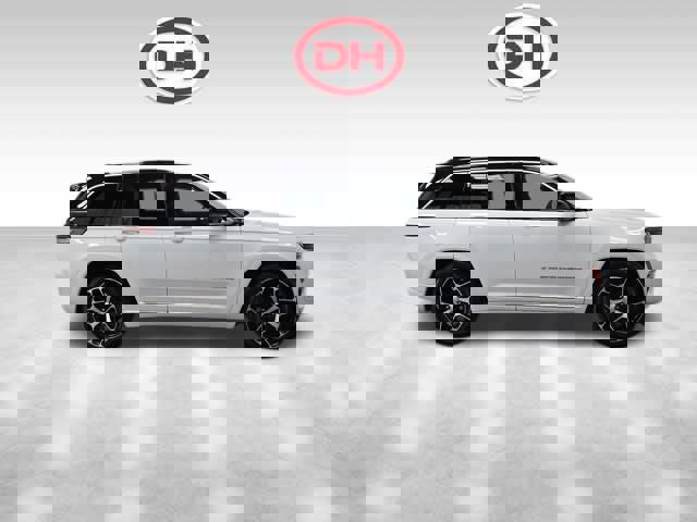 New 2025 Jeep Grand Cherokee Summit image 2