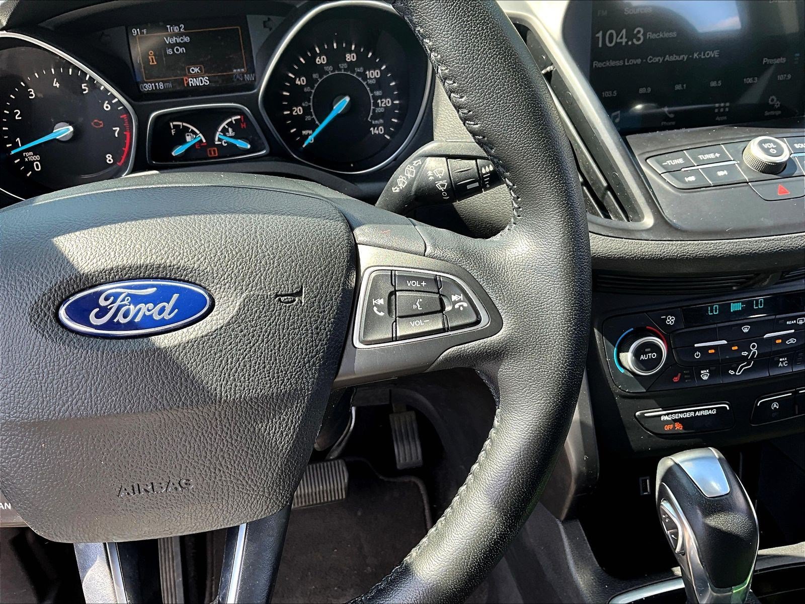 Used 2019 Ford Escape SEL AWD/4WD image 12