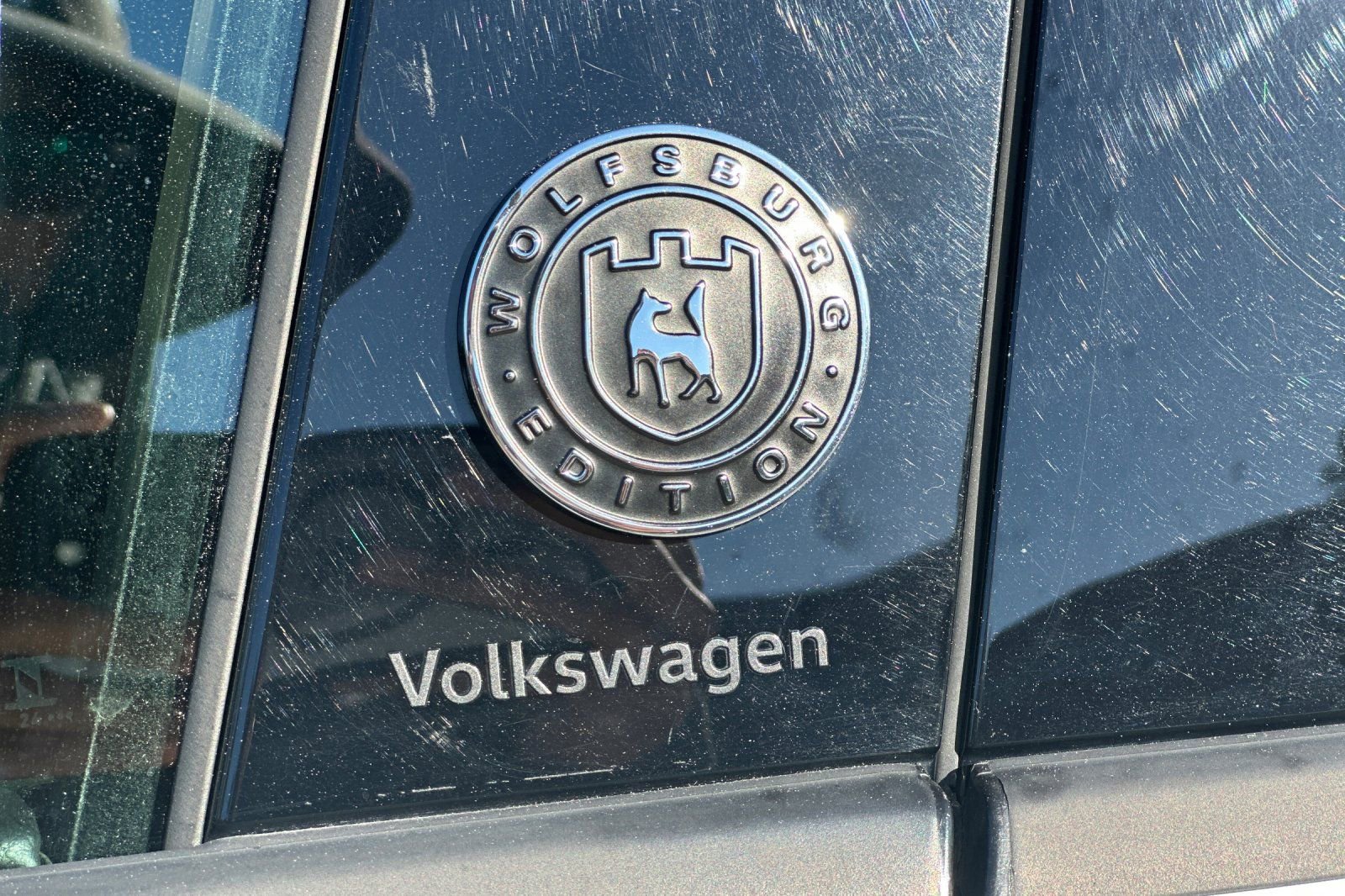 Used 2024 Volkswagen Tiguan Wolfsburg Edition image 25