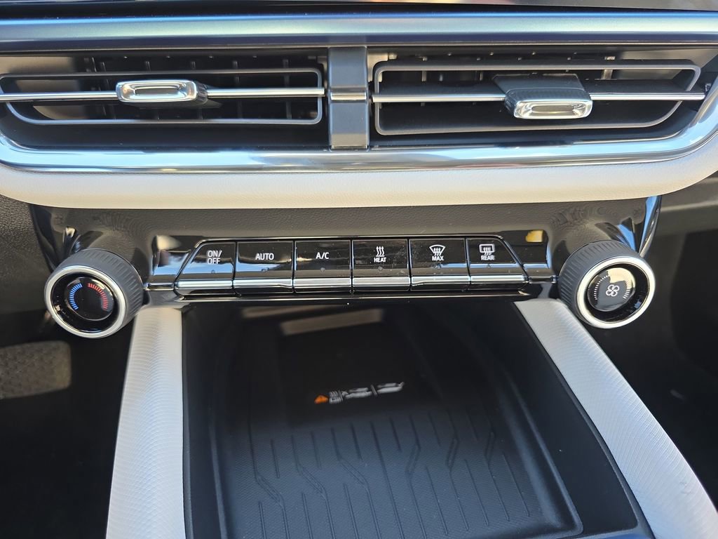 New 2026 Chevrolet Equinox EV LT AWD/4WD image 20