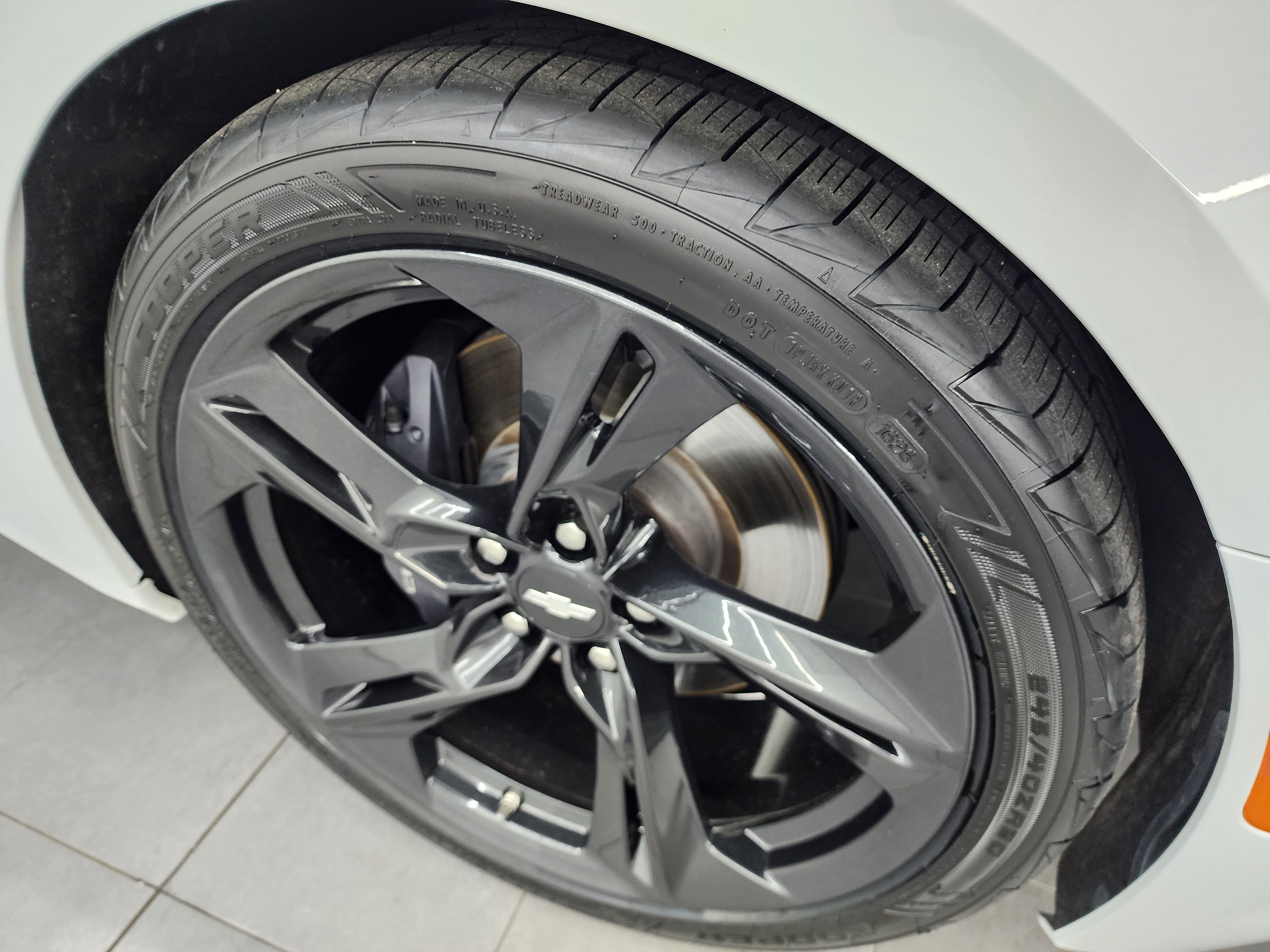 Used 2019 Chevrolet Camaro SS RWD image 3