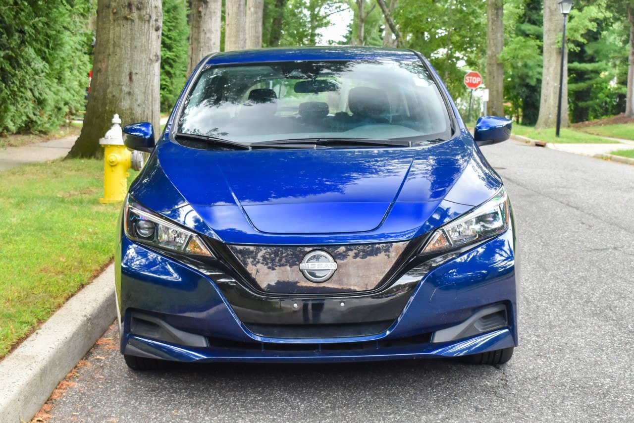 Used 2025 Nissan Leaf S FWD image 11