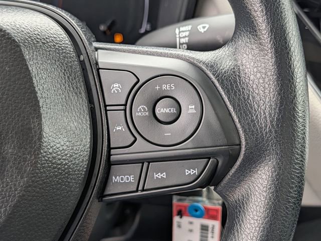 Used 2026 Toyota Corolla LE image 19