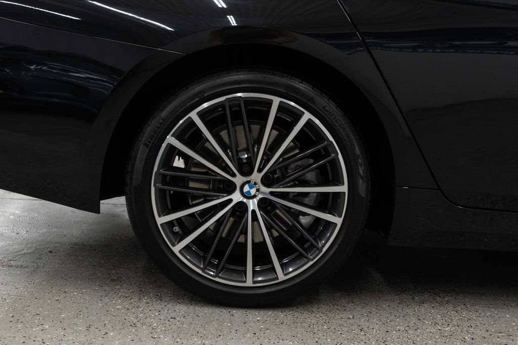 Used 2023 BMW 540i xDrive w/ Premium Package AWD/4WD image 38