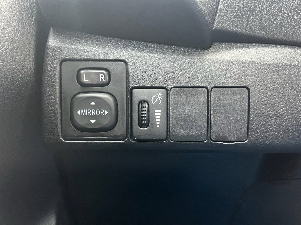 Used 2015 Toyota Corolla S image 18