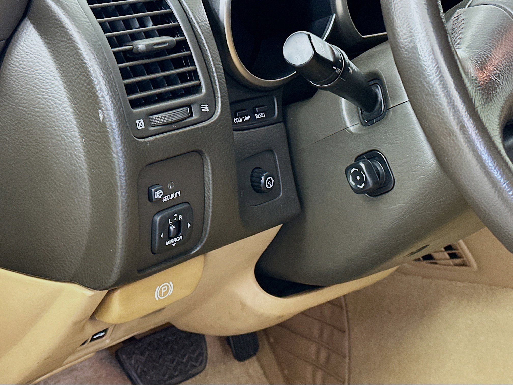 Used 2006 Lexus SC 430 Convertible image 16