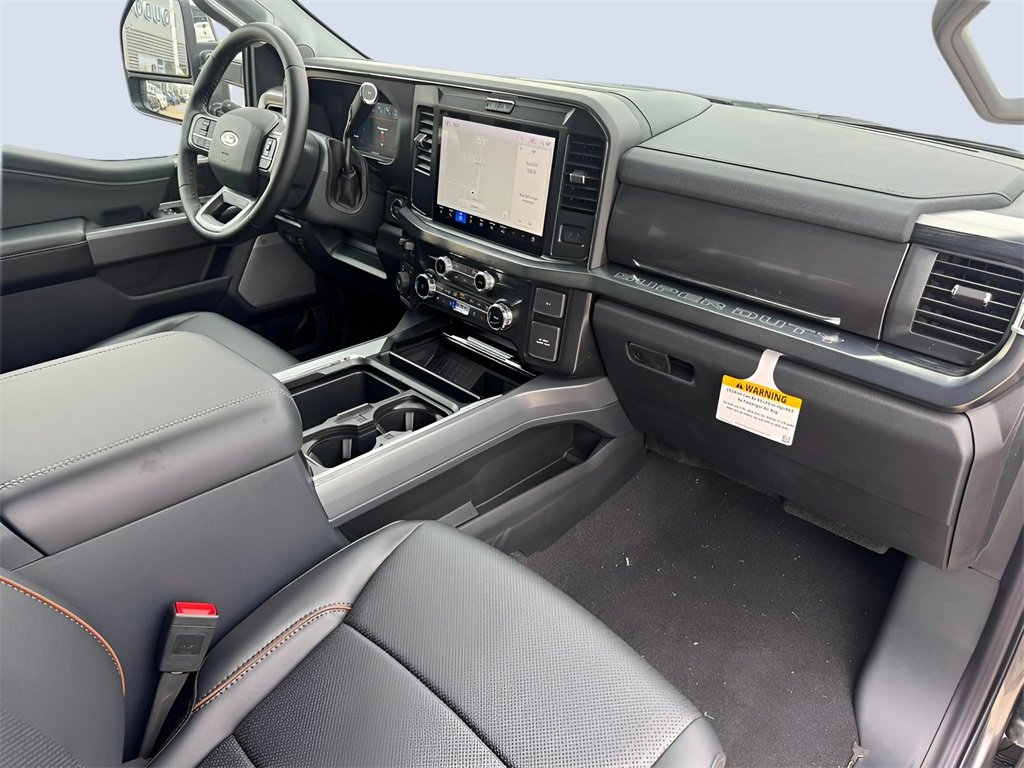 New 2025 Ford F350 Lariat w/ Chrome Package image 28