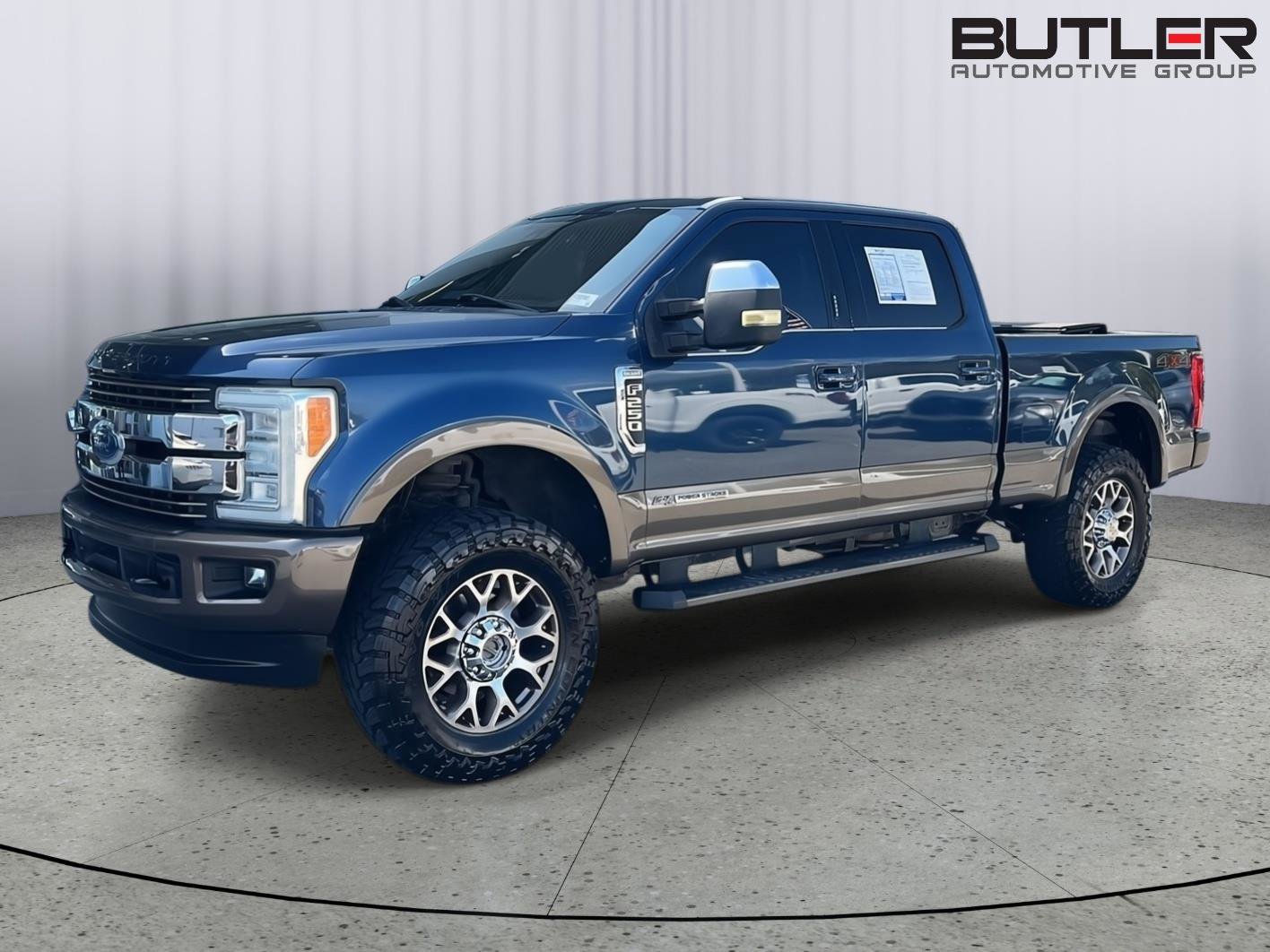 Used 2017 Ford F250 King Ranch w/ King Ranch Ultimate Package AWD/4WD image 1