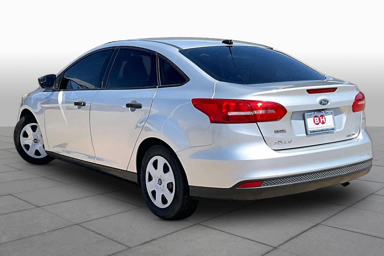 Used 2015 Ford Focus S FWD image 12