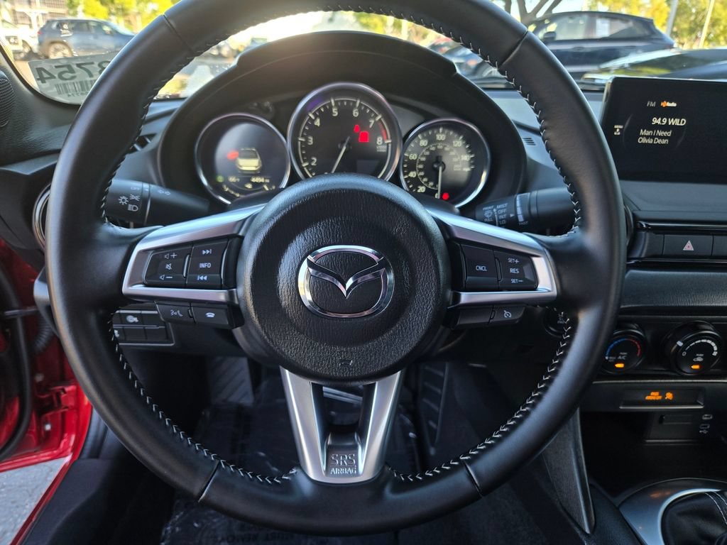 Certified 2025 MAZDA MX-5 Miata Sport RWD image 19