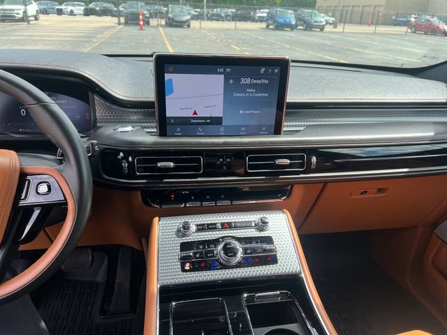 Used 2024 Lincoln Aviator Black Label w/ Dynamic Handling Package AWD/4WD image 19
