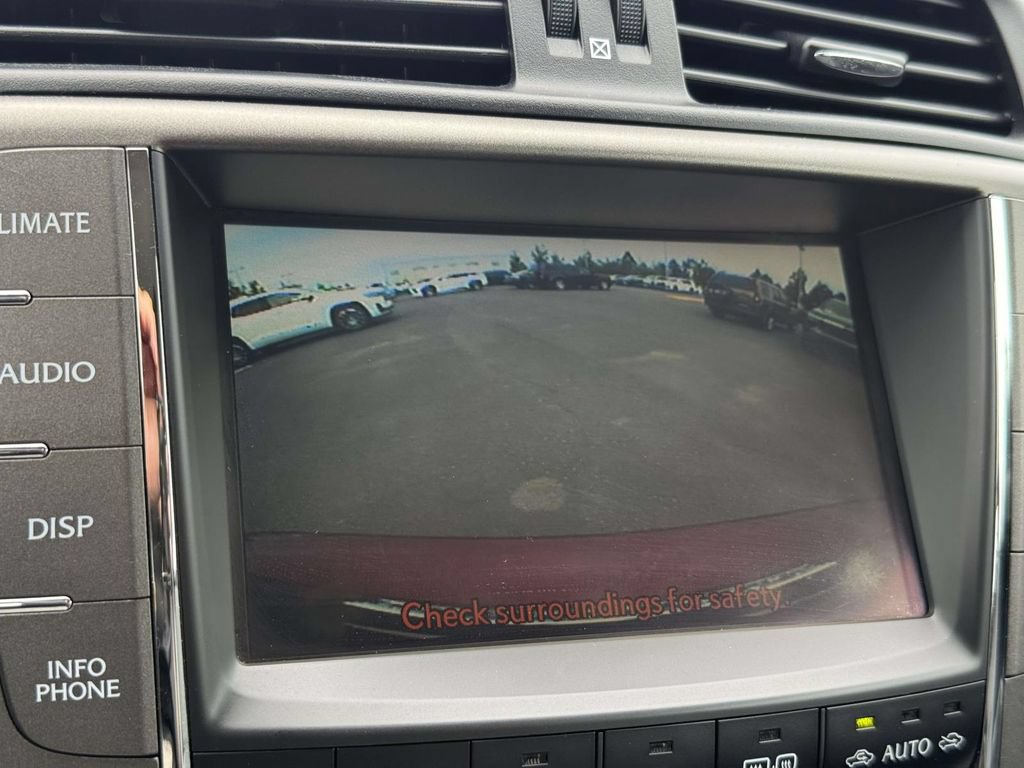 Used 2010 Lexus IS 350C RWD image 12