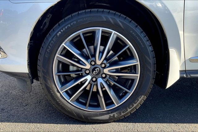 Used 2020 INFINITI QX60 Signature Edition image 8