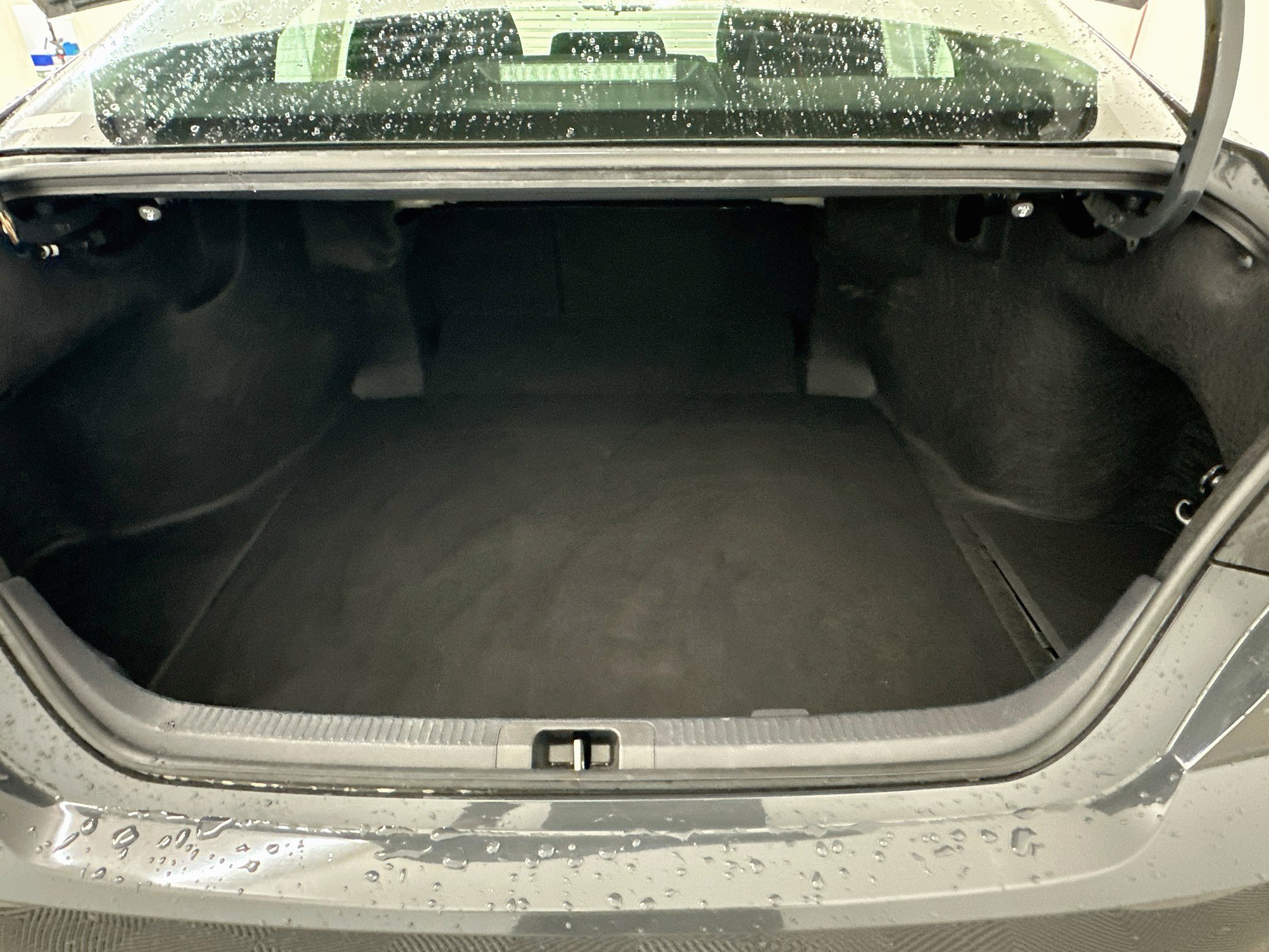 Used 2025 Toyota Camry LE FWD image 29