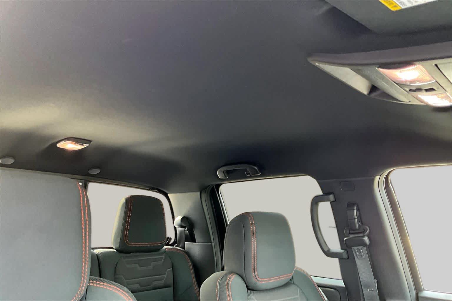 Used 2022 Nissan Frontier Pro-X RWD image 14