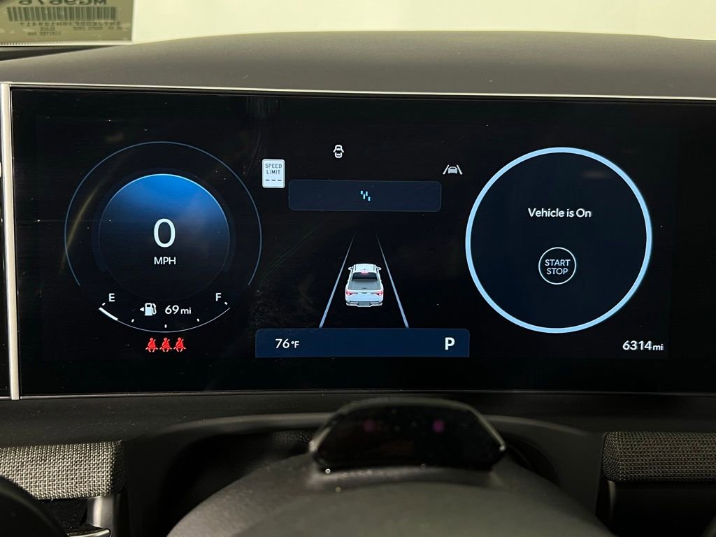 Used 2025 Hyundai Santa Cruz Limited image 16