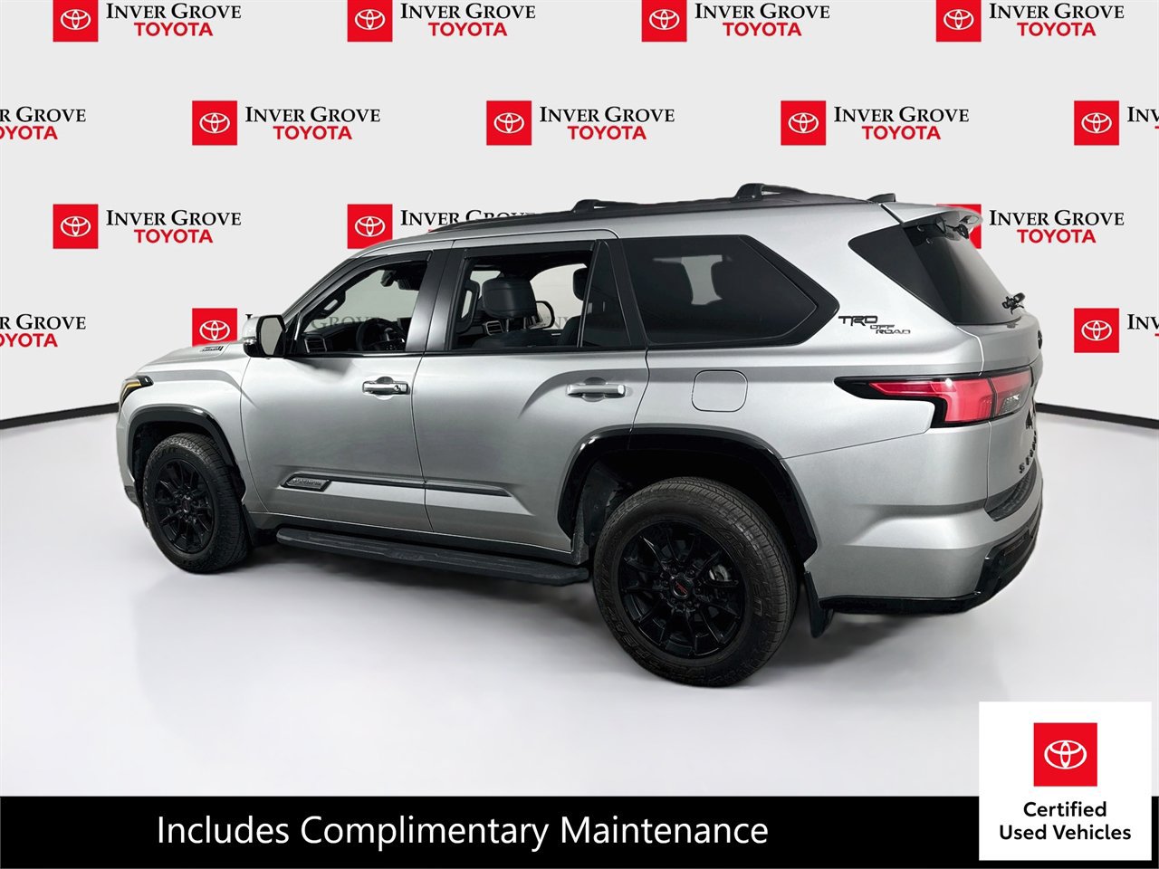 Certified 2025 Toyota Sequoia Platinum w/ TRD Off-Road Package AWD/4WD image 6