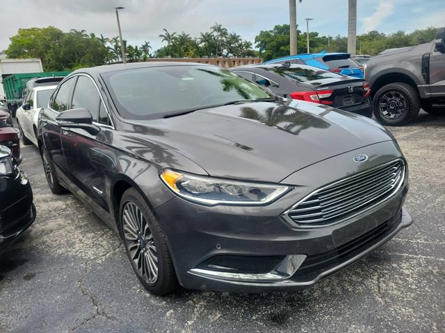 Used 2018 Ford Fusion SE w/ Equipment Group 602A FWD image 3